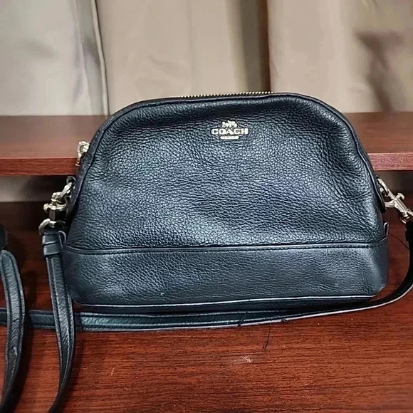 Coach Leather Vintage Dome Shoulder Bag – Authentic Preowned - Picture 4 of 11